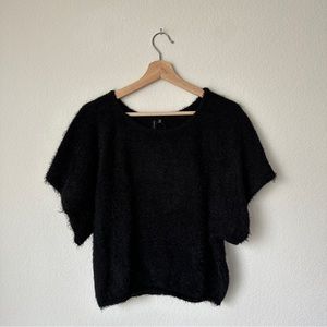 Knot Sisters Pullover Short Sleeve Sweater